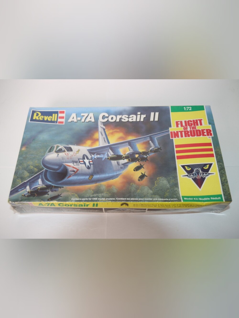 1990 Revell A-7A Corsair II Model Kit 1:72 (New/Factory Sealed)